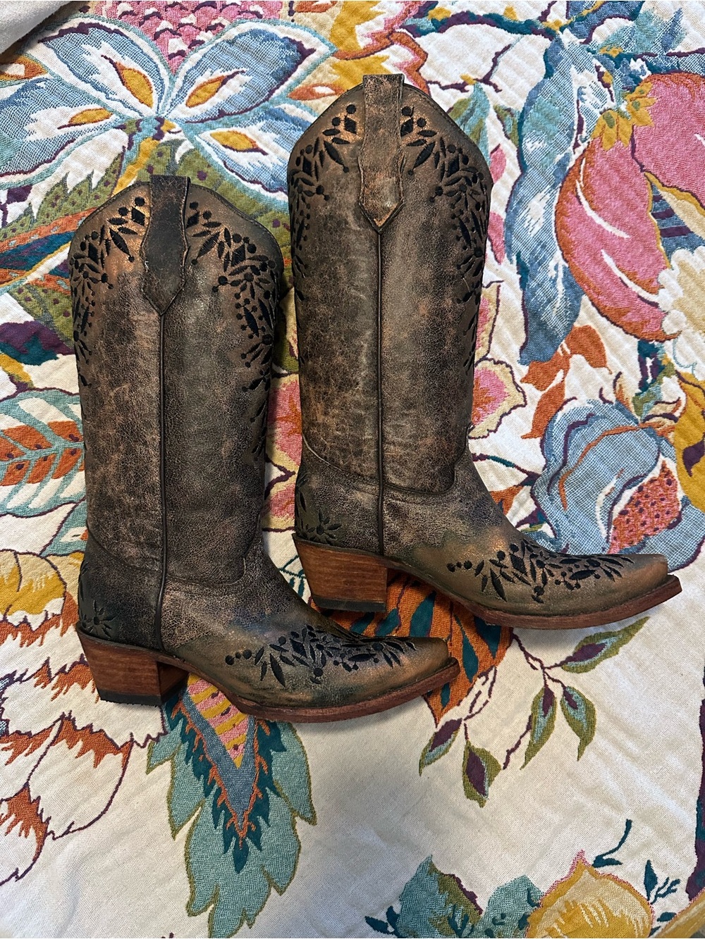Circle G by CORRAL Women’s “Shedron Snip Toe” Copper/ black embroidered boots 7M - Picture 3 of 14